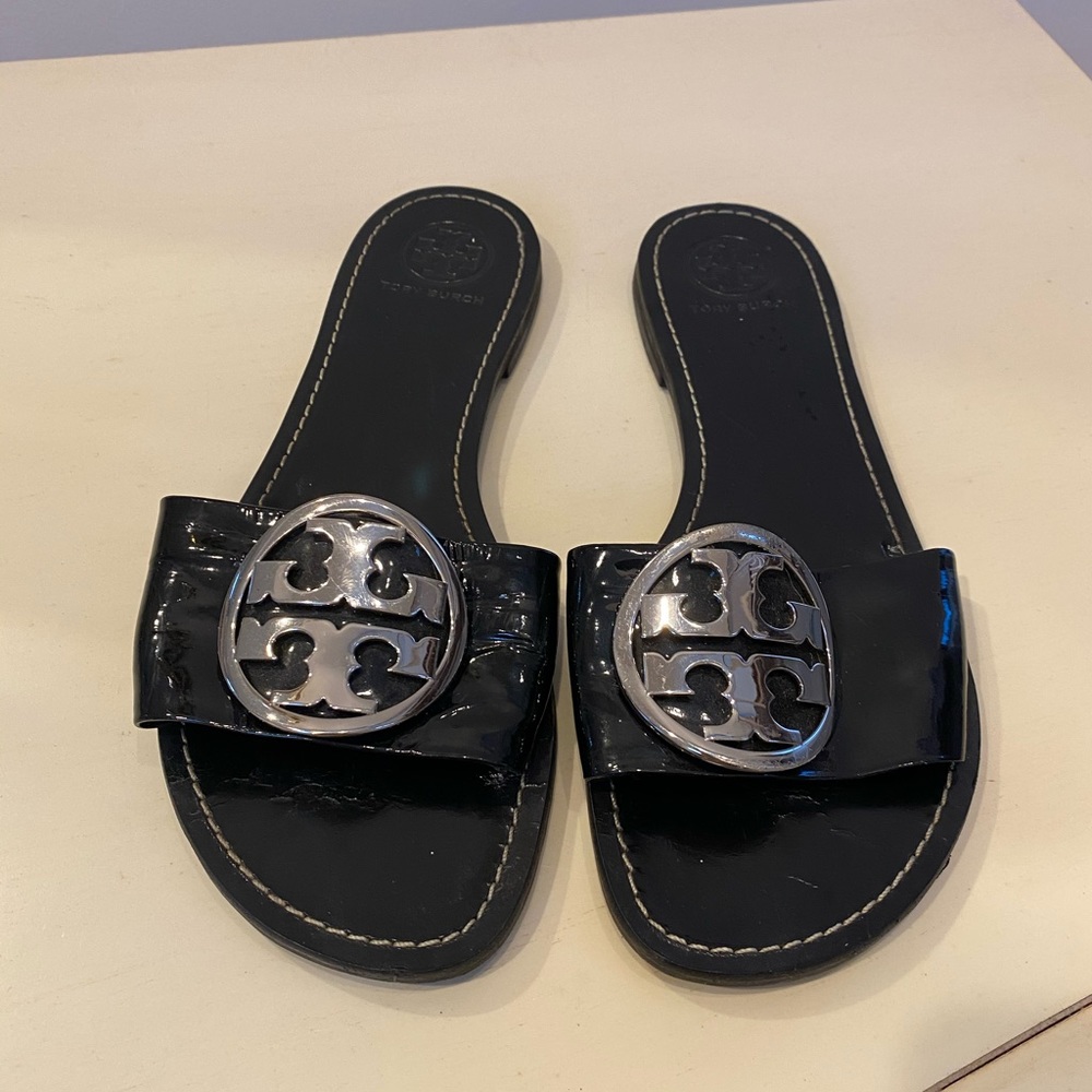 Tory Burch black Patent leather shoes sandal 8 1/2
